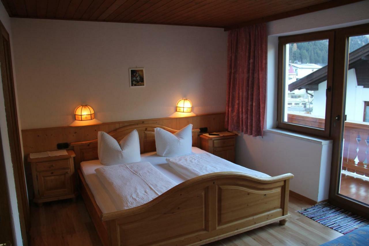 Pension Schwemberger Ohne Fruehstueck Mayrhofen Εξωτερικό φωτογραφία
